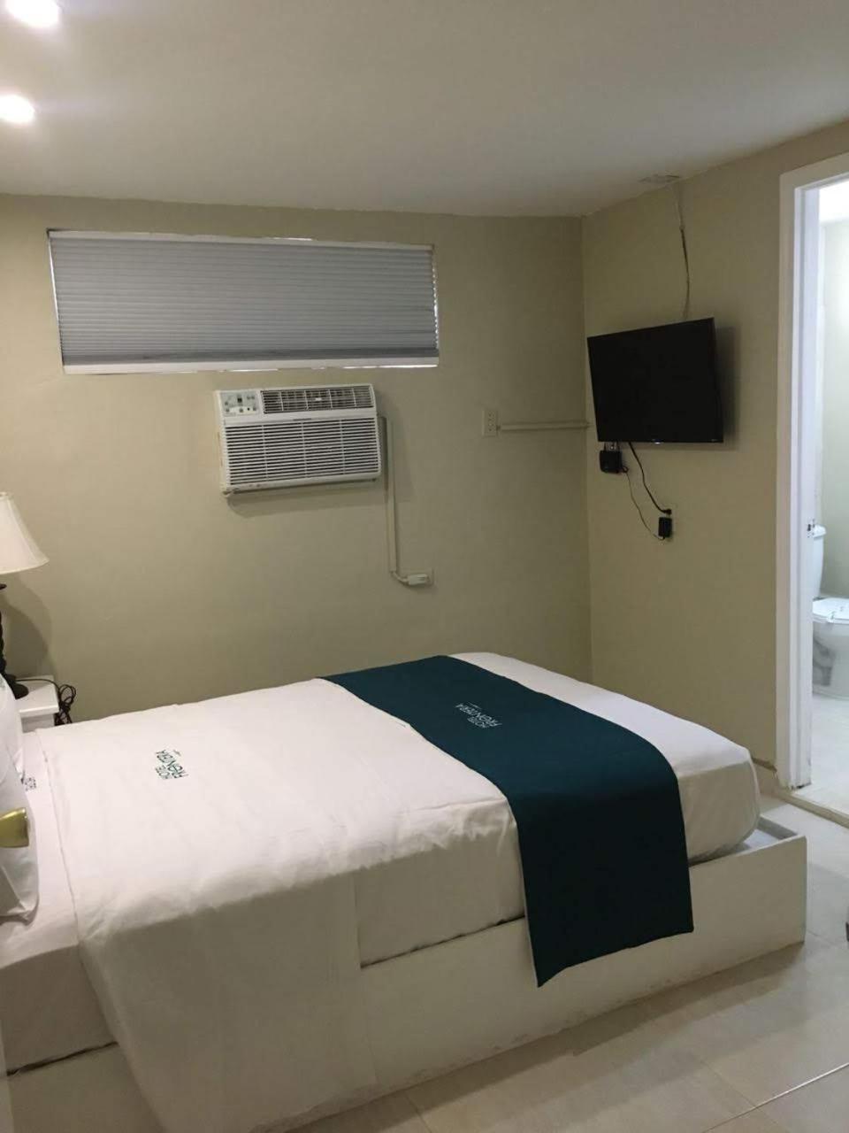 Hotel Frontera Baja Mexicali Exteriér fotografie